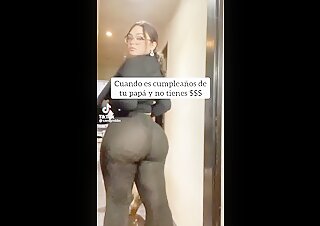 Curvy PAWG Girl Doggy Position Close Clip